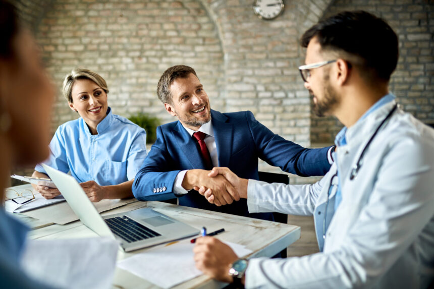 10 Benefits of Outsourcing Medical Billing